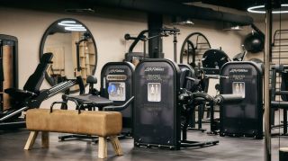 Méně lidí, více efektivity 🔥 Žádná recepce. Žádné noční směny. A přesto fitko běží nonstop 💪. Díky moderním technologiím...